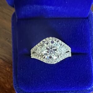 14k White Gold Moissanite Ring